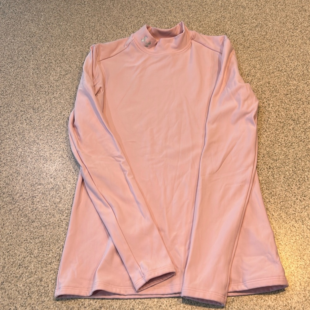 Under Armour cold gear long sleeve. Medium.